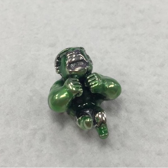 ⭐️⭐️1pc$Pandora Marvel The Avengers Hulk Charm - Picture 8 of 10